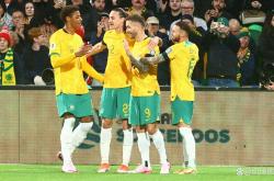 开云官网-澳大利亚队在对阵尼泊尔队的比赛中表现出色