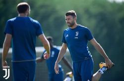 开云体育app-荷兰联赛球员在国际比赛中命中关键球