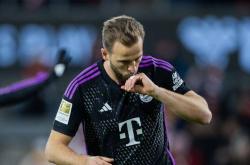 开云APP-包含乌龙球传奇，球队神奇逆袭出人意料的词条