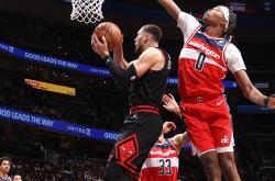 开云体育入口-公牛队客场击败活塞队，成功突围