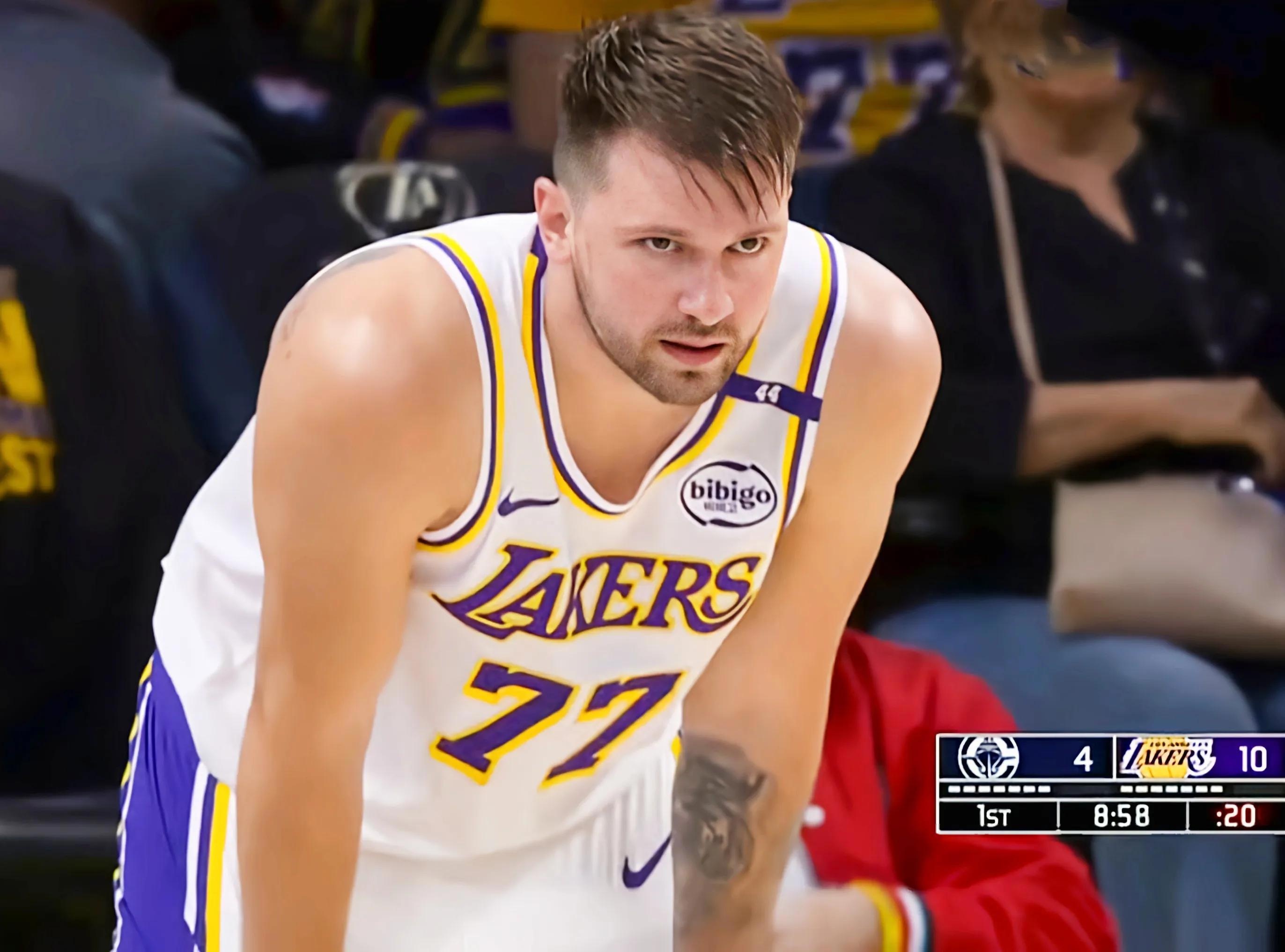 湖人击败快船,取得胜利加分 湖人击败快船,取得胜利加分