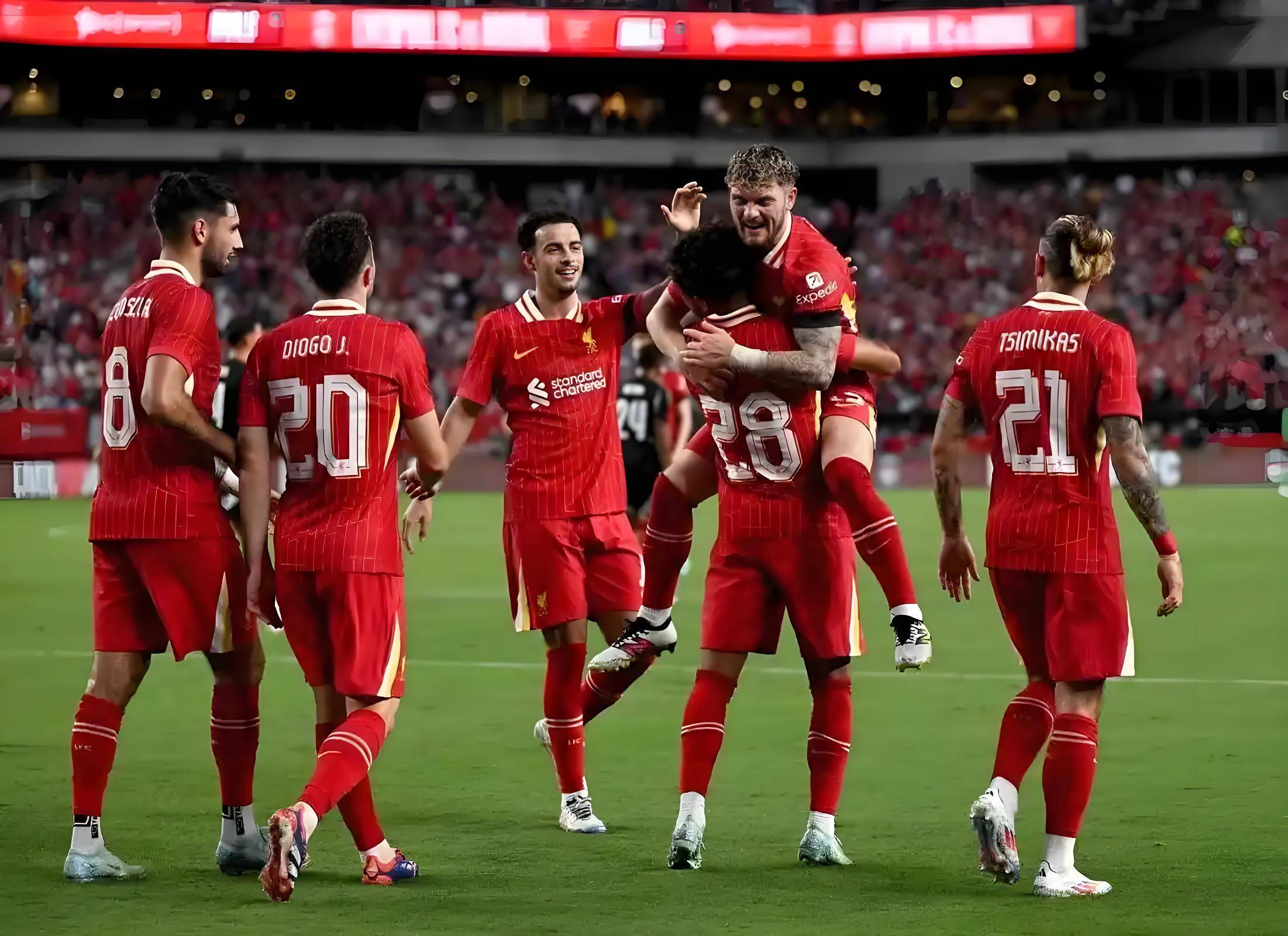 尼斯客场输给了利物浦,欧冠出局 尼斯客场输给了利物浦,欧冠出局