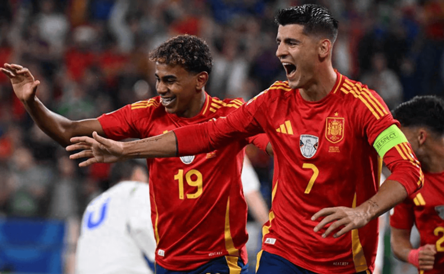 斯洛伐克队逆转战胜塞尔维亚队,夺得欧洲杯入场券的简单介绍 斯洛伐克队逆转战胜塞尔维亚队,夺得欧洲杯入场券的简单介绍