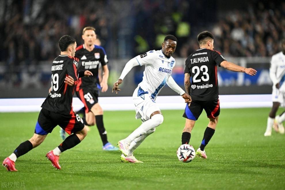 马赛惨遭逆转,球队排名大幅下滑的简单介绍 马赛惨遭逆转,球队排名大幅下滑的简单介绍